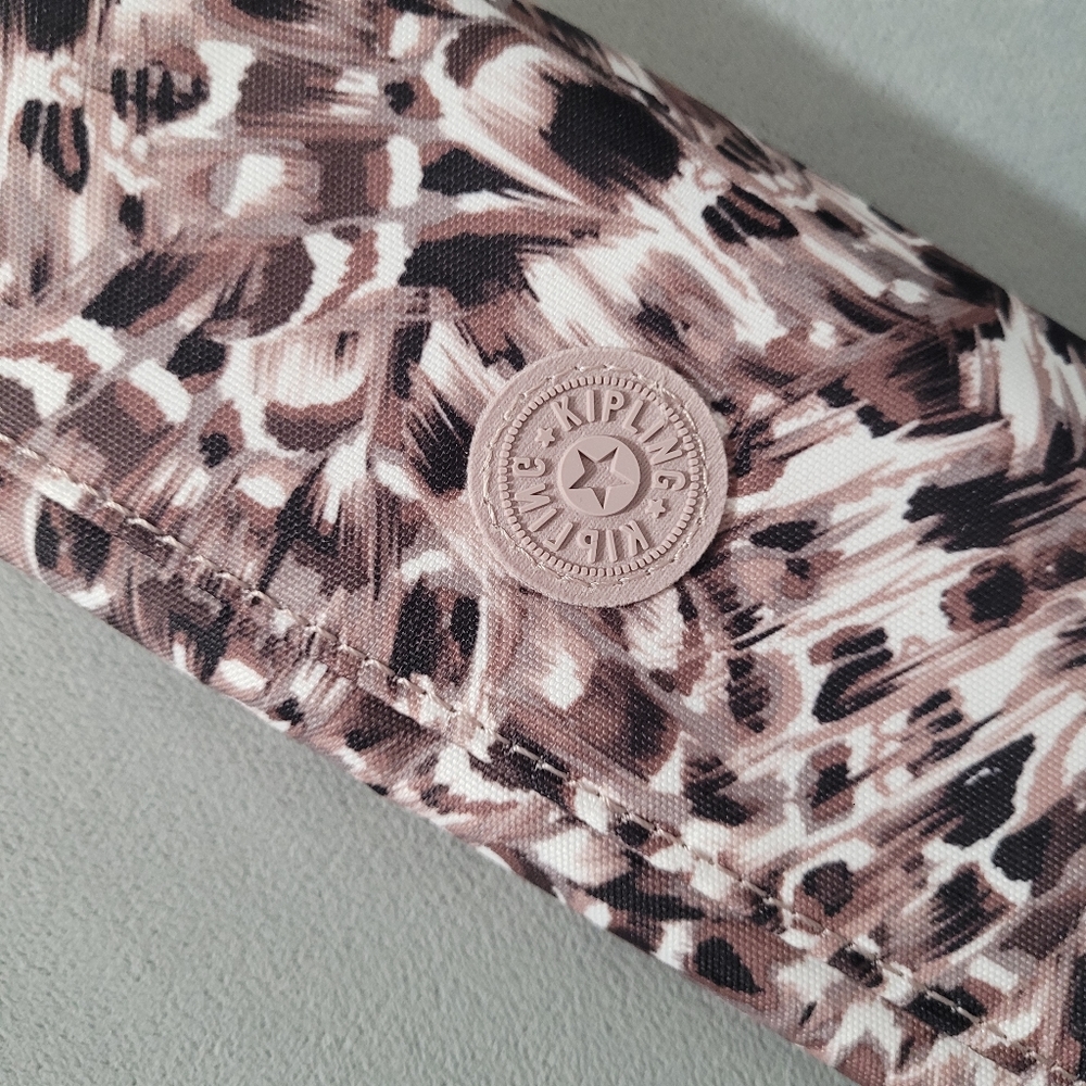 Kipling Trifold Wallet - Picture 16 of 16